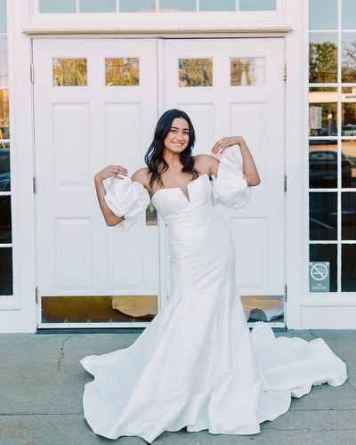 Chic Mermaid Strapless White Satin Wedding Dresses with Sleeves