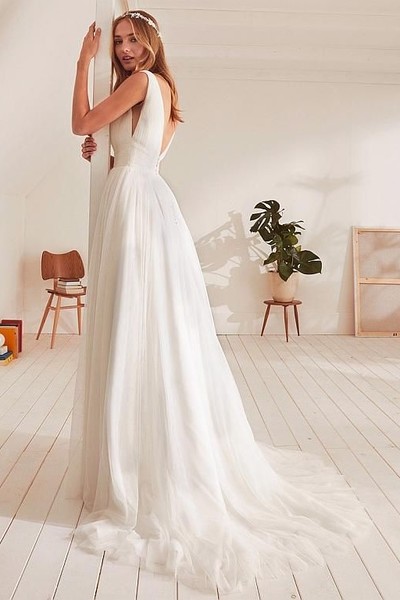 V-neckline Boho Wedding Dress Beach Simple Ivory Tulle Skirt,1432