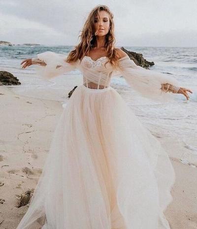 Charming Beach Wedding Dresses Bridal Gown With Long Sleeves