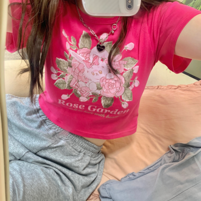 Rose Garden Puppy Dog Printed Tee