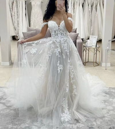 Off Shoulder Wedding Dresses Bridal Gown with Lace Appliques