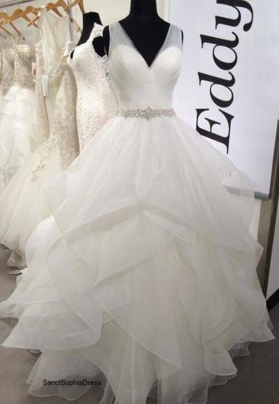 A Line V Neck Ball Gown Wedding Dress With Beading