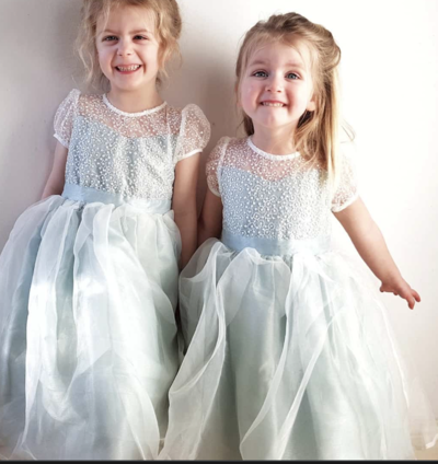Tea Length Flower Girl Dresses with Short Sleeves