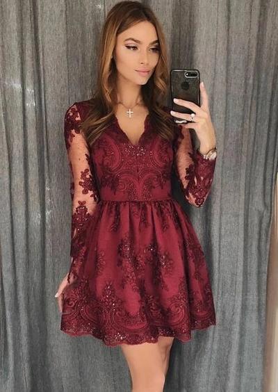Sexy V Neck Short Burgundy Long Sleeves Lace Homecoming Dresses