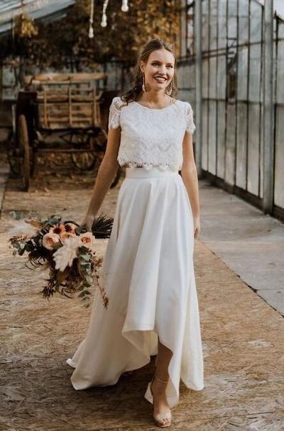 Vintage Two Pieces Country Ivory Lace Wedding Dresses With Short Sleeves