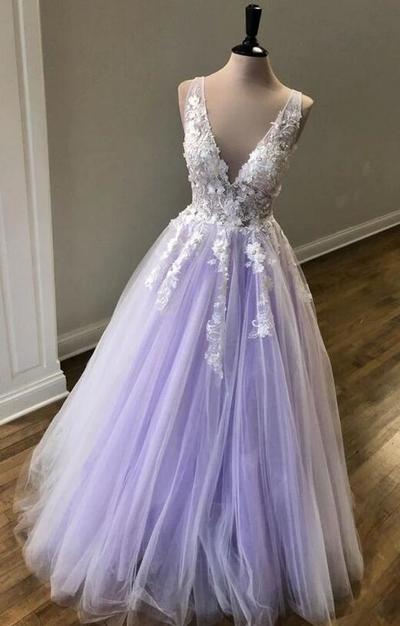 A-line v neck lavender tulle and white lace appliques prom dress