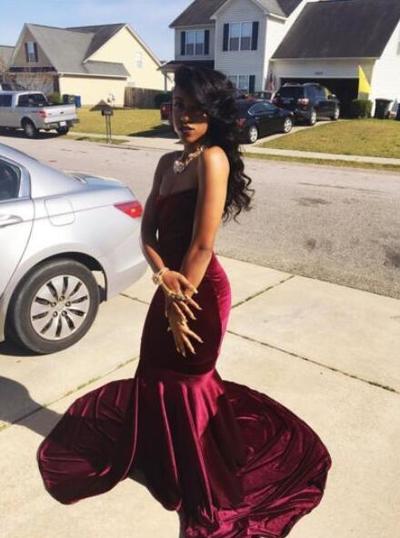 Mermaid Burgundy Velvet Prom Dresses Strapless African Girl Evening Gowns