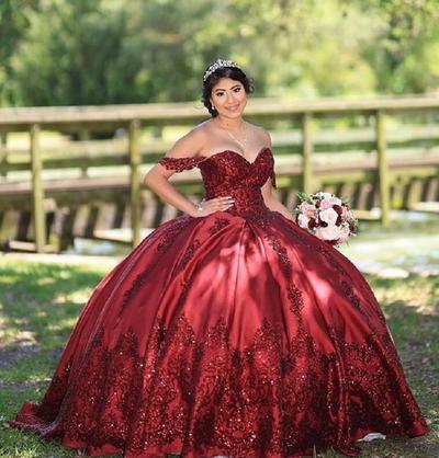 Off the Shoulder Princess Burgundy Quinceanera Dresses Corset Back Ball Gown Prom Dress