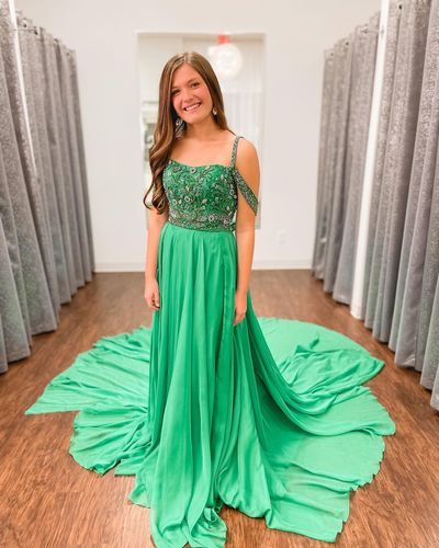 Charming A Line Straps Green Chiffon Long Prom Dress with Beading