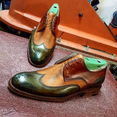 Top Fashion Multi Colour Leather Wingtip Style Lace Up Casual Wear Shoes