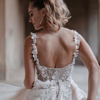 Fairy A Line V Neck Tulle Wedding Dress with Appliques - Thumbnail 1