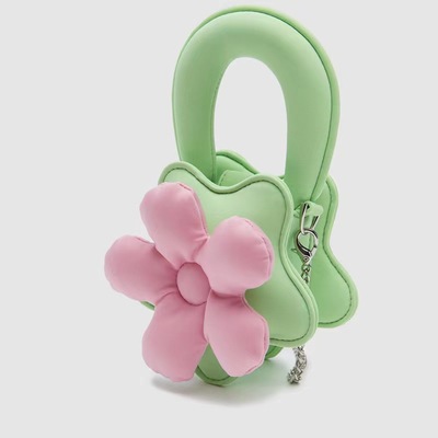 Chic flower handbag - Thumbnail 4