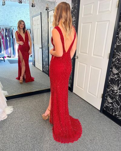 Charming Sparkly Mermaid V Neck Red Prom Dress with Slit