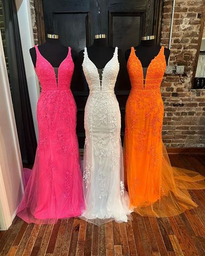 Cute Mermaid V Neck Lace Prom Dresses