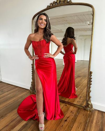 Cute Mermaid Scoop Neck Red Satin Long Prom Dresses with Slit