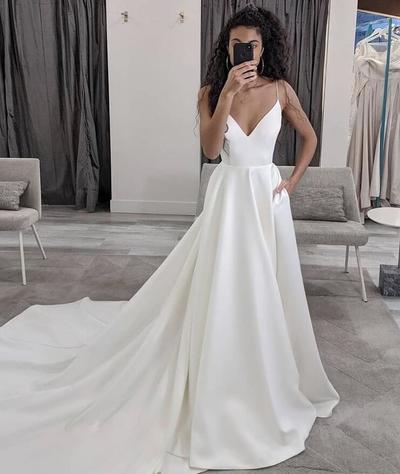 Fashion Straps Mermaid V Neck Satin Prom Dresses with pockets