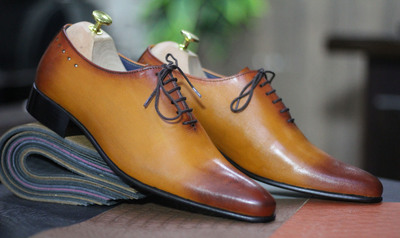 Hand Painted Two Tone Leather Shoes, Pointed Toe Whole Cut Lace UP Shoes For Men