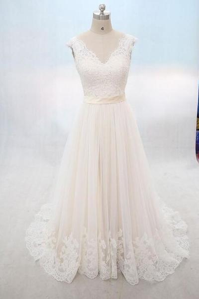 A-Line V Neck Sweep / Brush Train Lace Wedding Dresses