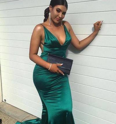 Simple Deep V Neck Mermaid Emerald Green Prom Dresses