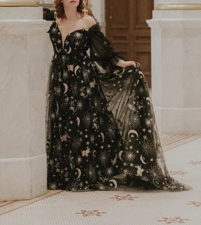 Plus Size Gold Stas and Moon Black Wedding Dress Bridal Gowns