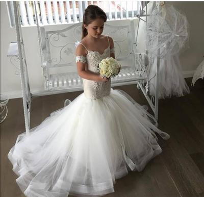 Lovely Off-the-Shoulder Mermaid Tulle Flower Girl Dresses Spaghetti Strap Lace Applique Sweep Train Kids Pageant Dresses