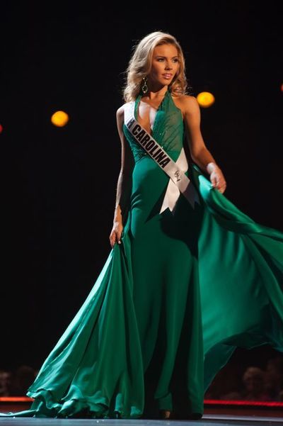 Dark Green Seath Beaded Halter Miss USA Prom Dress Evening Dress