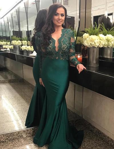 Charming Dark Green Mermaid Prom Dress with Lace