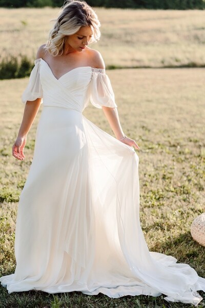 Chiffon Summer Boho Wedding Dress with Off-the-shoulder Sleeves,924