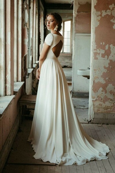 Short Sleeves Modest Wedding Dress with Hollow Back,935