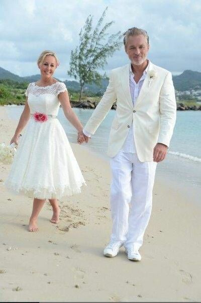 Simple Lace Tea-length Wedding Dress Bridal Dress