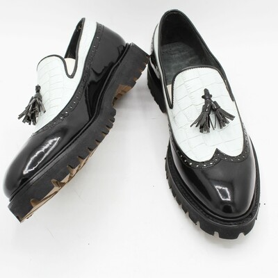 Unique black patent and white crocodile contrast tassel loafers men wingtip dress shoes - Thumbnail 3