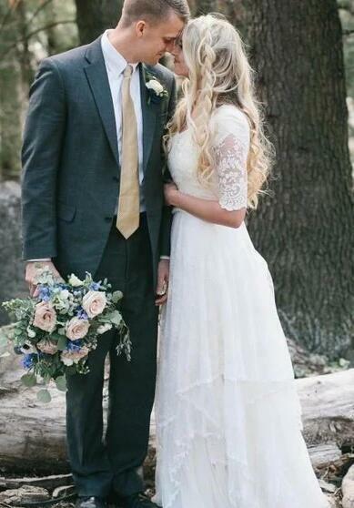 Country/Western Modest V-Neck Half-Sleeves Lace Casual Draping Multi-Layer Wedding Dress,958