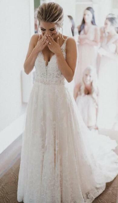 A line V-neckline Lace Wedding Dress,568