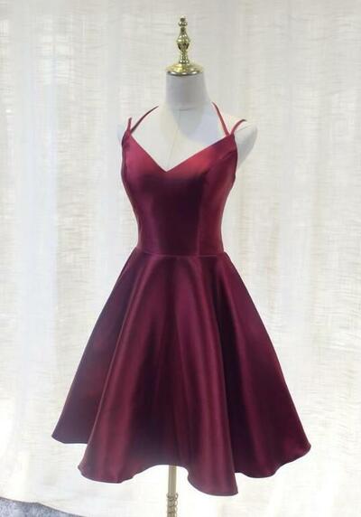 Straps V-neckline Burgundy Short Party Dress