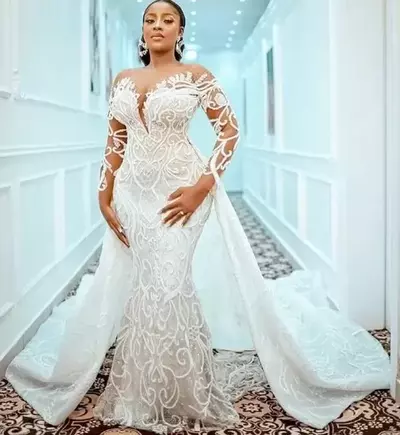 Plus Size Mermaid Wedding Gowns With Detachable Train Beaded Lace Appliqued Bridal Gown Custom Made Robe de mariee