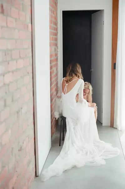 Country Bohemian Wedding Dresses V Neck Sexy Backless Sweep Train Simple Lace Wedding Dress Boho Custom Made