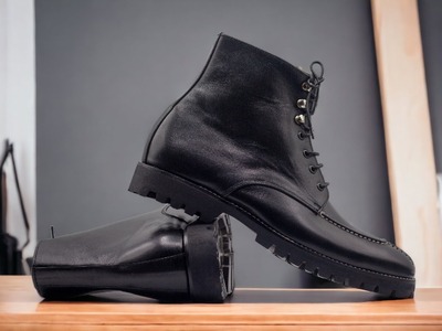 Ankle High Men's Black Split Toe Lace Up Rubber Sole Boot, Fashion Boot