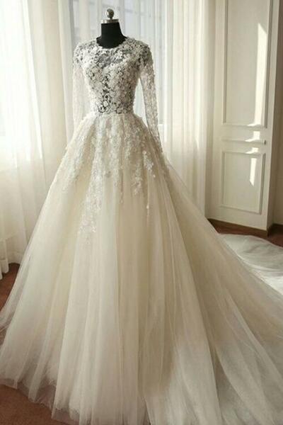 Elegant Long Sleeve Ivory Lace Applique Wedding Dresses