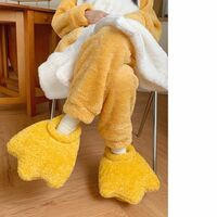 Funny Duck Paw Plush Slippers - Thumbnail 2