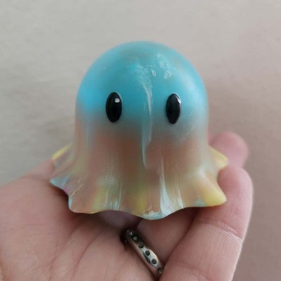 Blubby (blue/brown/yellow/white)