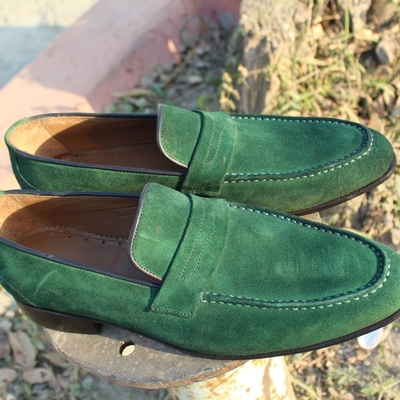 Crafted leather green suede leather mens flats loafers moccasin formal shoes - Thumbnail 4
