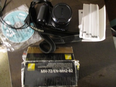 Nikon COOLPIX L330 20mp Camera Bundle w/ Batteries/Charger