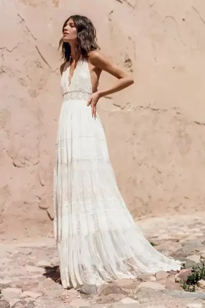 Bohemian Wedding Dresses Halter Deep V Neck Luxury Embroidery Sweep Train Backless Bridal Gowns Custom Made Beach Boho Wedding Dress