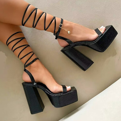 Strappy Chunky Heel Sandal - 2 colors
