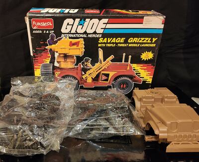 GI Joe Funskool Savage Grizzly
