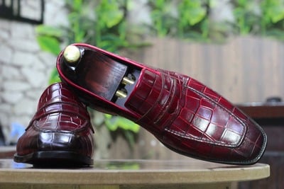 Handmade Men's Burgundy Alligator Print Leather Penny Loafer Shoes