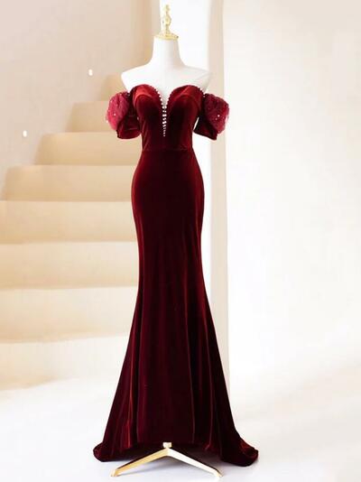 Elegant Off Shoulder Velvet Prom Dresses
