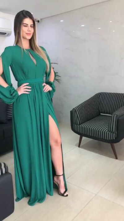 Green Chiffon Sheer Long Sleeve Side Slit Prom Dress Graduation Gown Party Dress