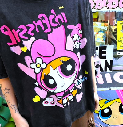 *Free Shipping*POWER PUFF GIRLS X MY MELODY TEE
