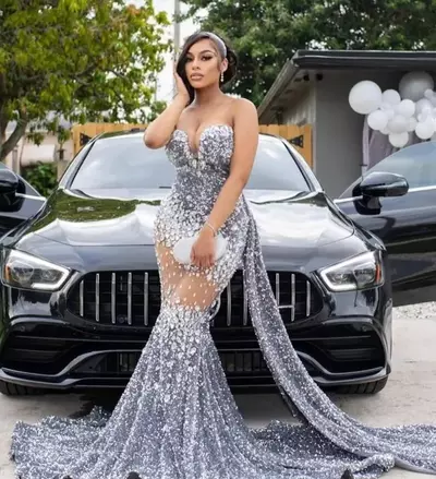 Sparkly Silver Sequins Mermaid Prom Dresses For Black Girls Sweetheart Crystal Rhinestone Sweep Train Formal Party Luxury Evening Gowns